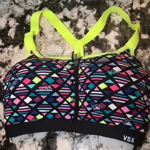 Cute VS sports bra!